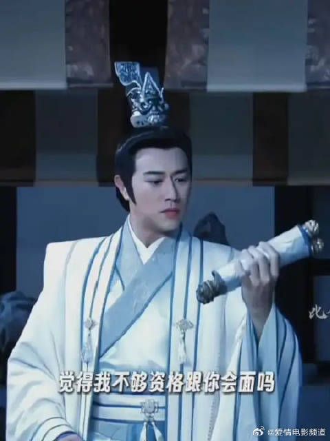 表面温柔实际很狂的一枚男主吖