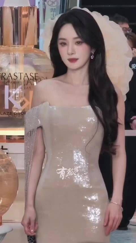 知性优雅的杨幂