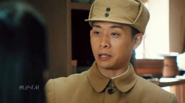 仅仅只是握了一下手，就发现对方是潜伏特务