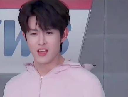 语言界低调的璀璨新星驾到 云九川 综艺