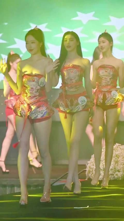 乱花渐欲迷人眼，诸将难分伯仲间！36届亚洲小姐众佳丽集体亮相！