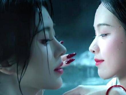 郭敬明最精妙的“角色塑造”，莫过于亲手雕琢的自己