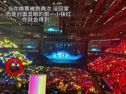 心间盈满爱意,幸福如潮涌动