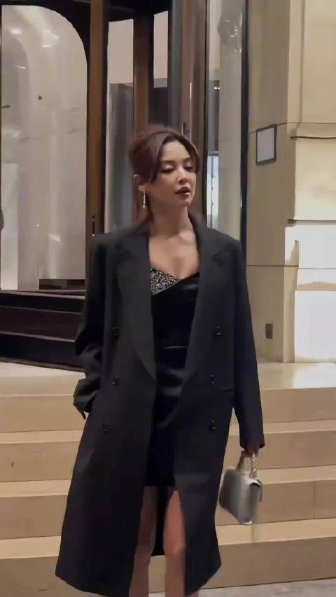 辛芷蕾的待遇就是很好啊,她的气质也高级得一批