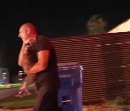 男子火场救出爱猫喜极而泣跪地亲吻