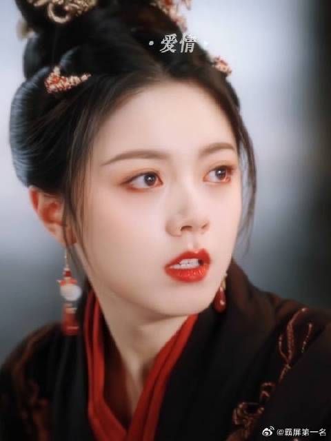 情感多元化在度华年体现的淋漓尽致~亲情、爱情、友情一键回顾！