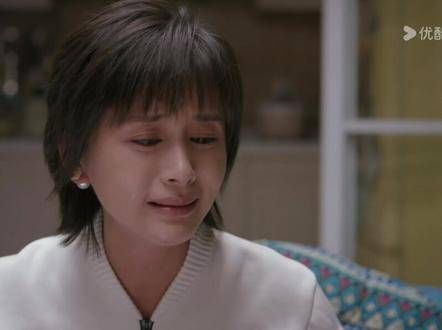 我凌厉的个性从不允诺感情里的挫败,却在几个刹那间甘愿为你俯首称臣