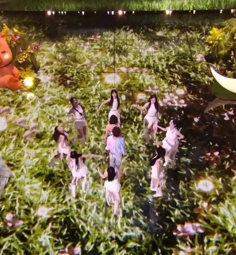 唐艺昕独生女获张若昀支持，好友李沁低调演大剧配角