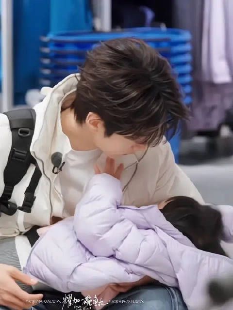 我们果果真的好萌好萌