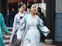 难以揣测顾廷烨此刻内心掀起怎样的惊涛骇浪