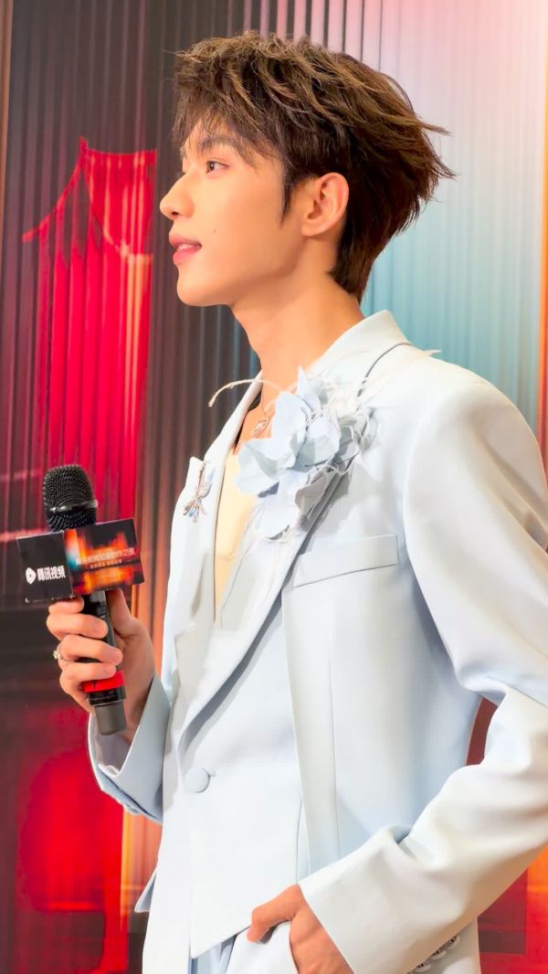 吴添豪清唱心愿便利贴 观众：听不够！