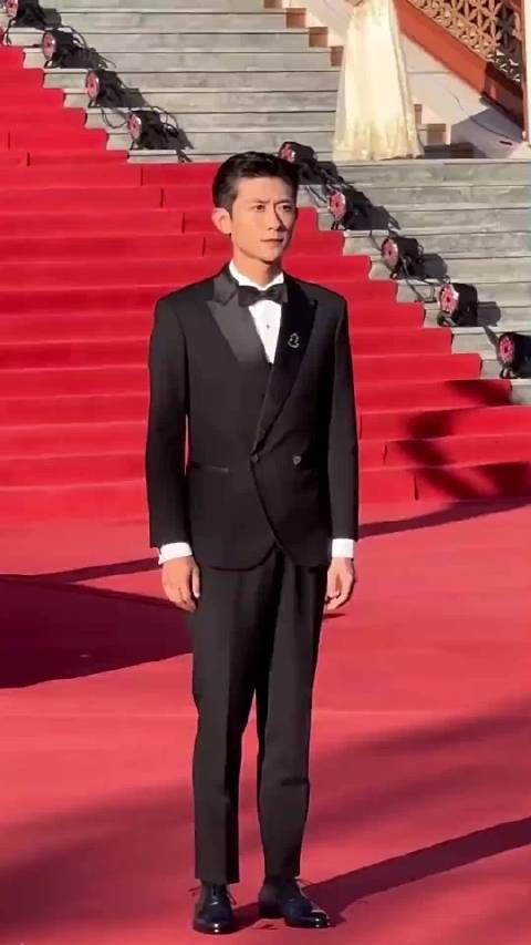 关晓彤张一山举行婚礼终成眷属