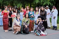 品多国美食，爱多元文化！上财国际美食嘉年华，让中外学子心更近了