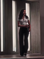 寡姐身手干净利落，打戏好爽