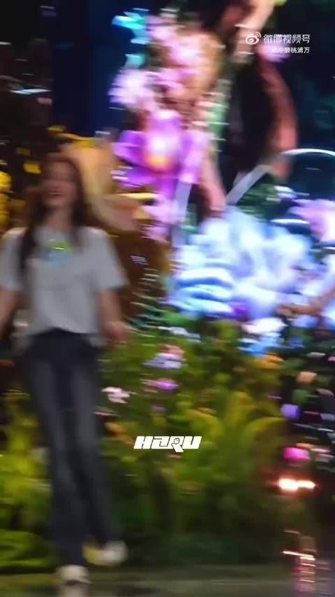 李小冉、王濛、唐艺昕再度合体《心愿便利贴》，真的太开心了姐姐们！