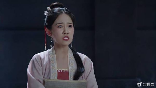 芳吟只认雪宁一人，就连吕显想看账本，也绝不答应