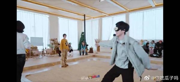 别人喊全名，他俩直接喊单字，颜颜凯凯你俩要不要这么甜