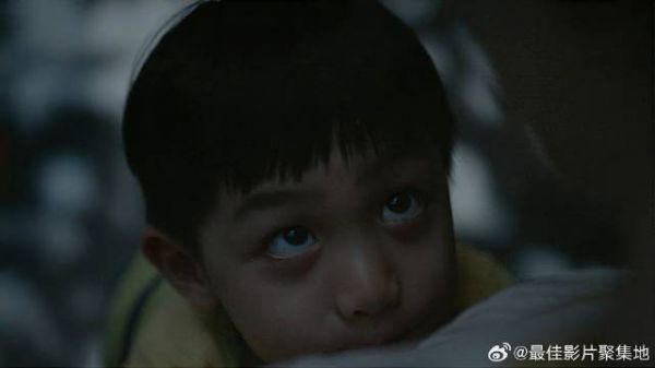 姐姐见男友家长 不料弟弟搞破坏，上来给姐姐叫妈妈！