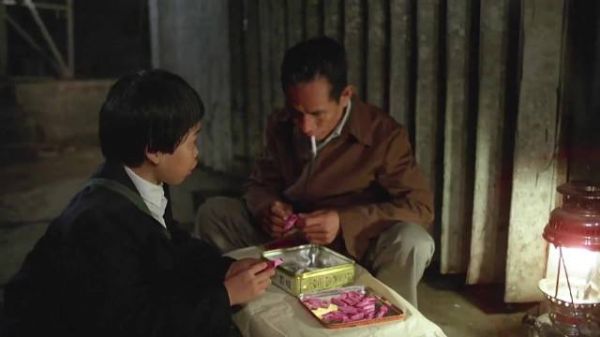 1982 年最压抑港片！《城寨出来者》没有赢家，全是悲剧