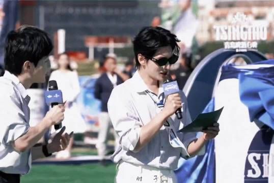 杨洋蓝色系live大连游艇大片释出