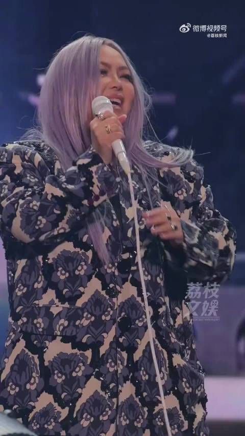 张惠妹现身南京咪豆音乐节，劲歌热舞嗨翻全场