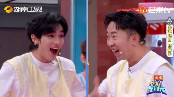 丁程鑫杨迪镜像表演同步率惊人
