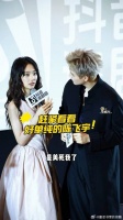 土味情话王影璐一旁的陈飞宇给整害羞了