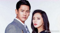 秋瓷炫于晓光婚纱照曝光，40岁的秋瓷炫保养非常好，满脸幸福感