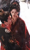 总算从配角混出头了，演上了大ip女主，还搭上了流量生