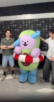 父亲教孩子放狠话引热议