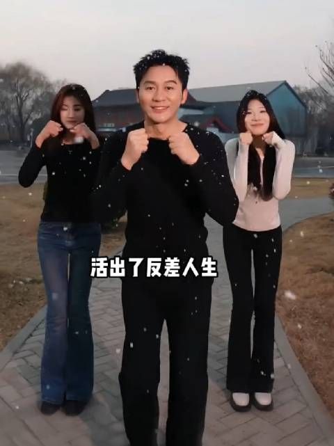 同是亲兄妹，为何李晨闯娱圈风光无限，妹妹被守护身后当隐身人？