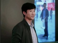 低智商犯罪热度破万，张一昂角色引观众共鸣