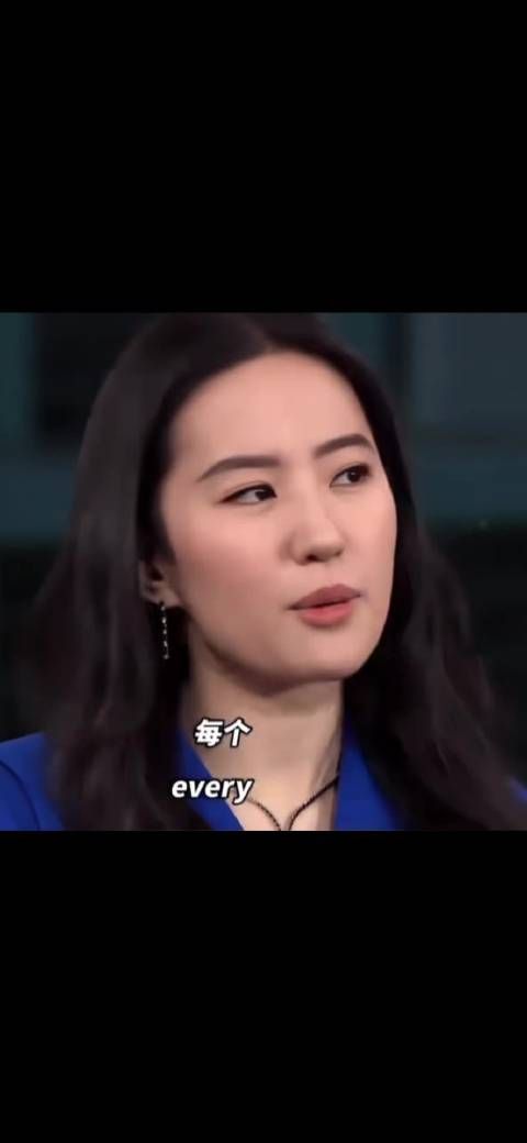 刘亦菲全英文采访，标准美式发音，发音清晰，口语流利