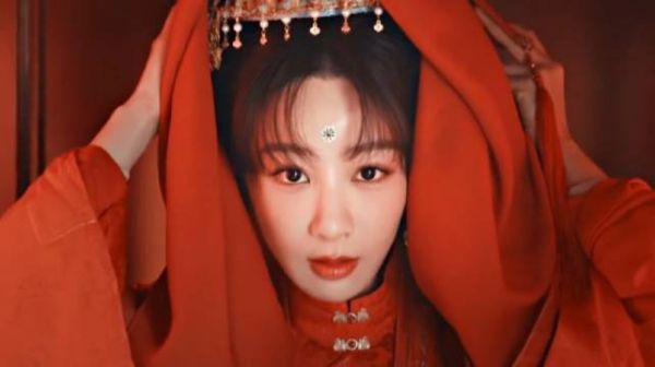 杨紫这个嫁衣李祯真的太美了 预感今晚播到这都要疯狂截图舔颜了