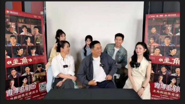 窦骁主动为同伴伴舞，活泼随性展现真实性格