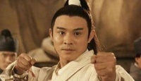 金庸先生的很多作品都有朝代设定，唯独这一部，他架空了时代