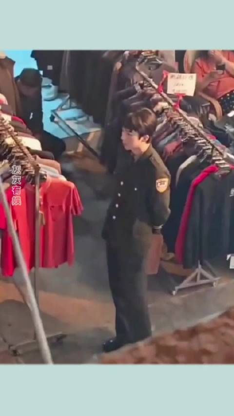 刘宇宁铁证高原警官造型，大家觉得怎么样