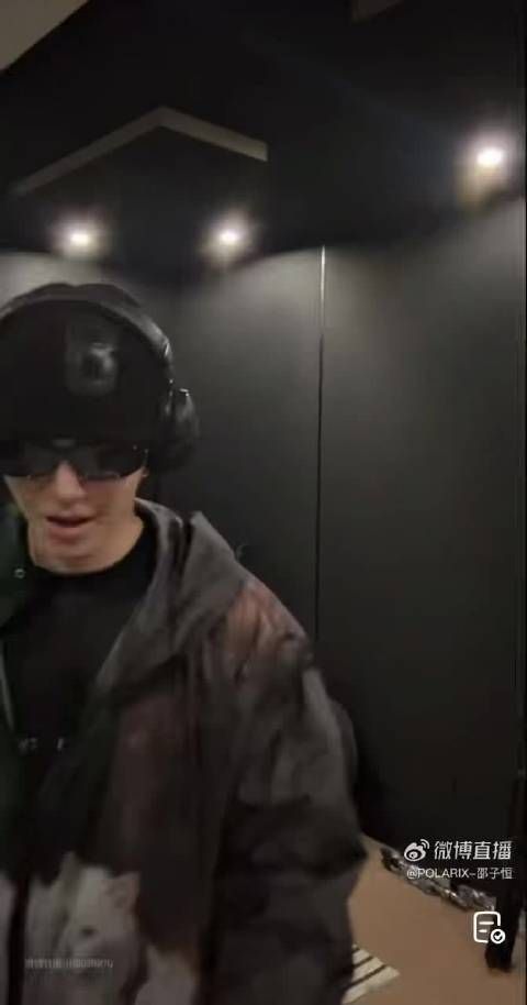 邵子恒520发新歌预告,此前直播闭麦引热议
