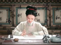 杨紫新剧女扮男装引观众热议