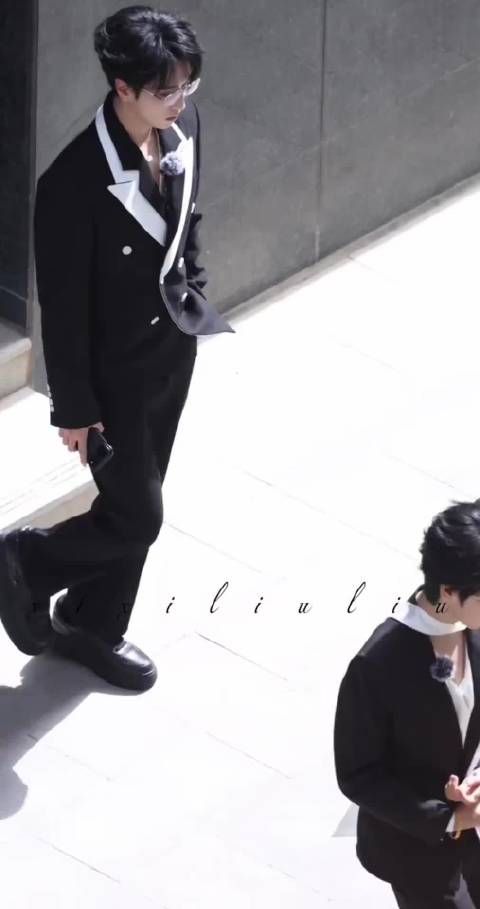 严浩翔西游制服daddy感，录制一片顺利