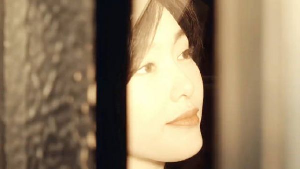 唐嫣《爱情没有神话》演绎清醒独立林展翘