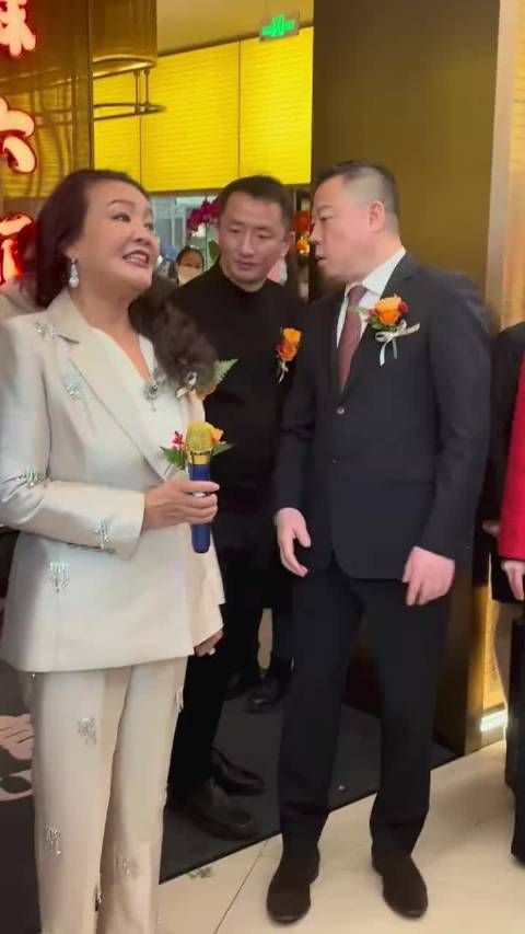 兰姐醒悟陪伴重要性，温情陪伴汪宝儿成长