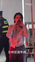 舞台王者曾沛慈！每一次表演都全力以赴，燃炸全场