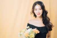 已婚女人疯狂想一个婚外男人，都有这五个迹象，不会天天联系