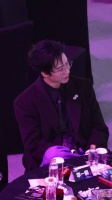 好帅的一张脸呀 本来想要放相册里自己看 哈哈哈哈，还是放出来吧