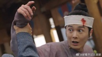 五娘被丈夫家暴，牡丹为救她脱离苦海，跟渣男做了断！