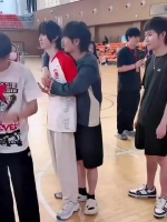 九尾闻完你的闻你的，得出：无畏香一点 们kpl三大门面就这样吵吵闹闹