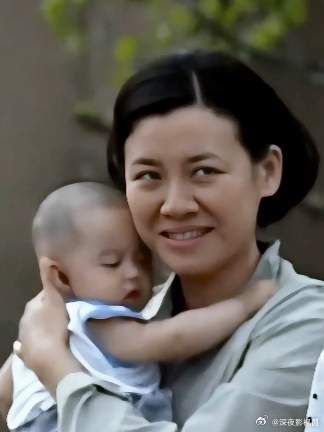 德华看似唯唯诺诺，婚后完全拿捏老丁