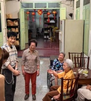 黄晓明海清姜妍昆凌在清迈被偶遇 计划为潮汕阿嬷做饭