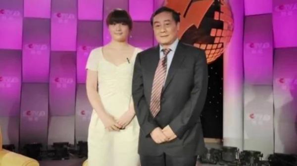 宗庆后和宗馥莉的这段采访含金量很高啊，长公主美貌与智慧并存